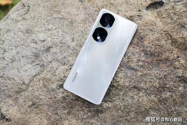 荣耀70 Pro和荣耀70 Pro+有什么区别<strong></p>
<p>火币Pro平台</strong>？哪款更值得入手？