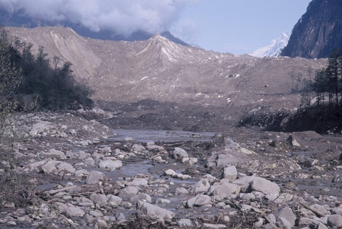 “亚洲水塔”留不住水了<strong></p>
<p>西安市诚信平台交易中心</strong>？