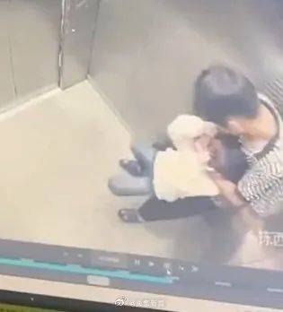 江西14岁男孩电梯内将7岁女孩捂嘴抱走？属实<strong></p>
<p>币全交易平台</strong>！警方已介入