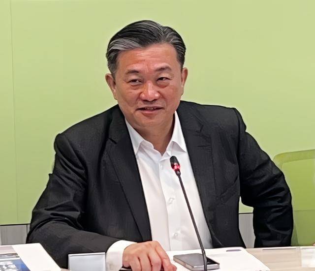 王定宇称《光辉岁月》《海阔天空》在大陆不能唱<strong></p>
<p>币兑交易平台</strong>，台网友轰：造谣一张嘴
