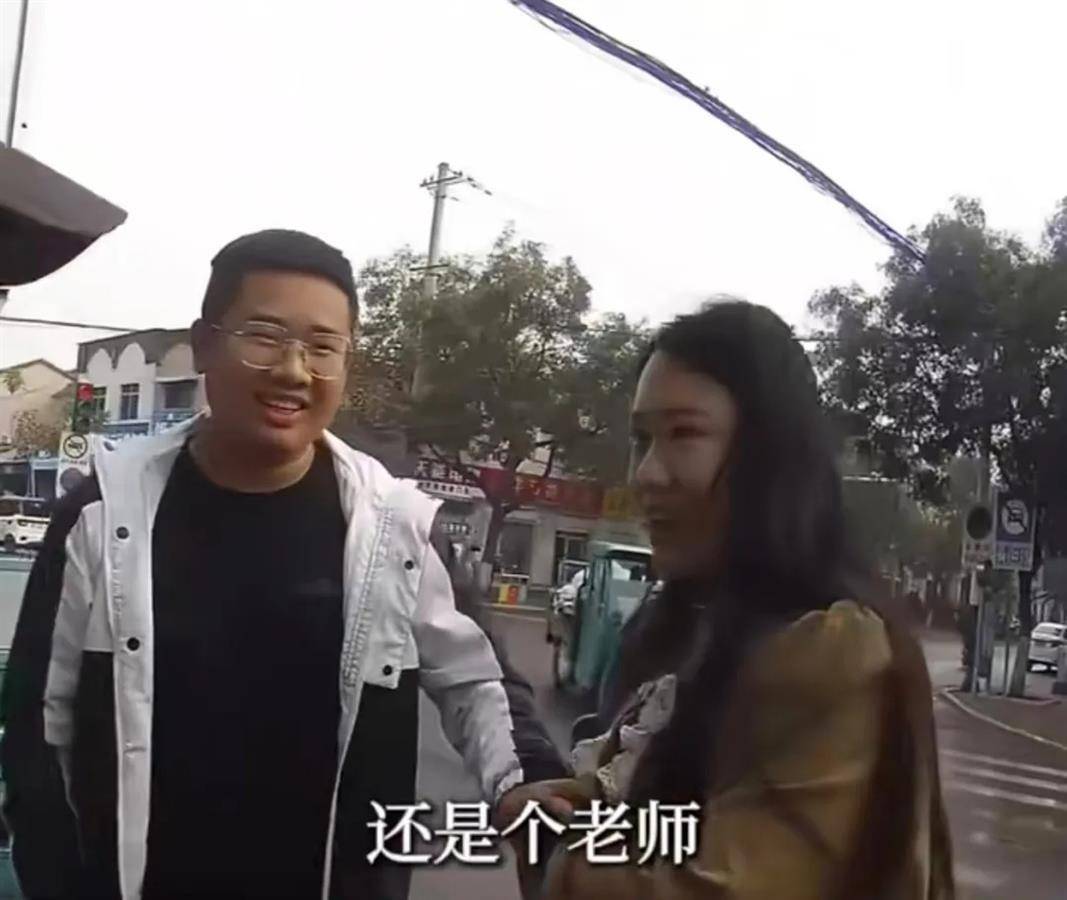 卖菜老人剐蹭汽车掏出兜里所有现金赔偿<strong></p>
<p>0x平台</strong>，车主坚持拒收，厚道之人总能获得好感和尊重