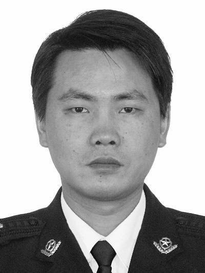 痛心<strong></p>
<p>炒币平台</strong>！武汉版“八里河派出所”所长凌晨在所里倒下 年仅52岁