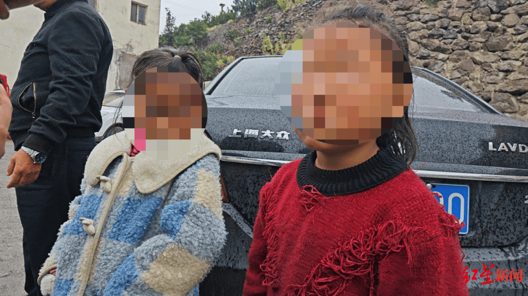 父母在外地打工<strong></p>
<p>友利平台</strong>，8岁姐姐带着6岁妹妹欲骑行80公里找父母，幸被交警送回