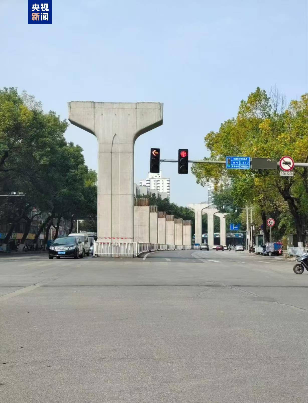 柳州拆除郑俊康烂尾政绩工程<strong></p>
<p>友利平台</strong>，市委常委会：争取最大程度降损挽损