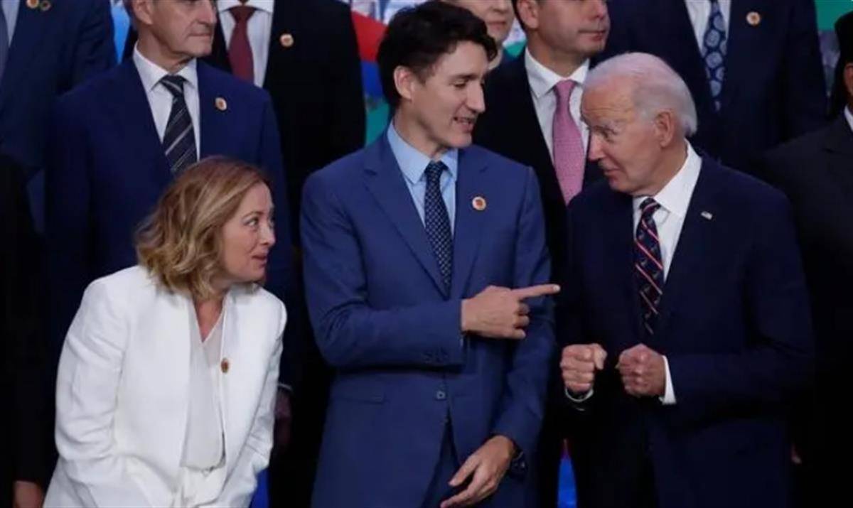 G20峰会“全家福”史上第一次重拍<strong></p>
<p>币安交易所平台</strong>，拜登赶上任内最后一张“大合影”，此前白宫否认“被冷落”