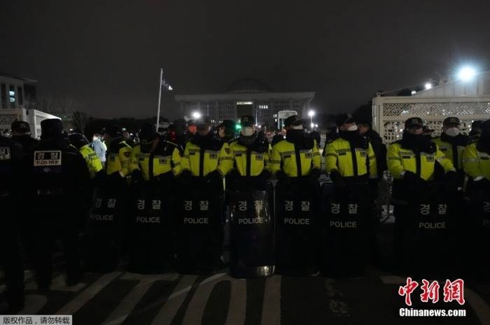 李在明讲话：戒严令已解除<strong></p>
<p>群币交易平台</strong>，要求军警尽快撤离