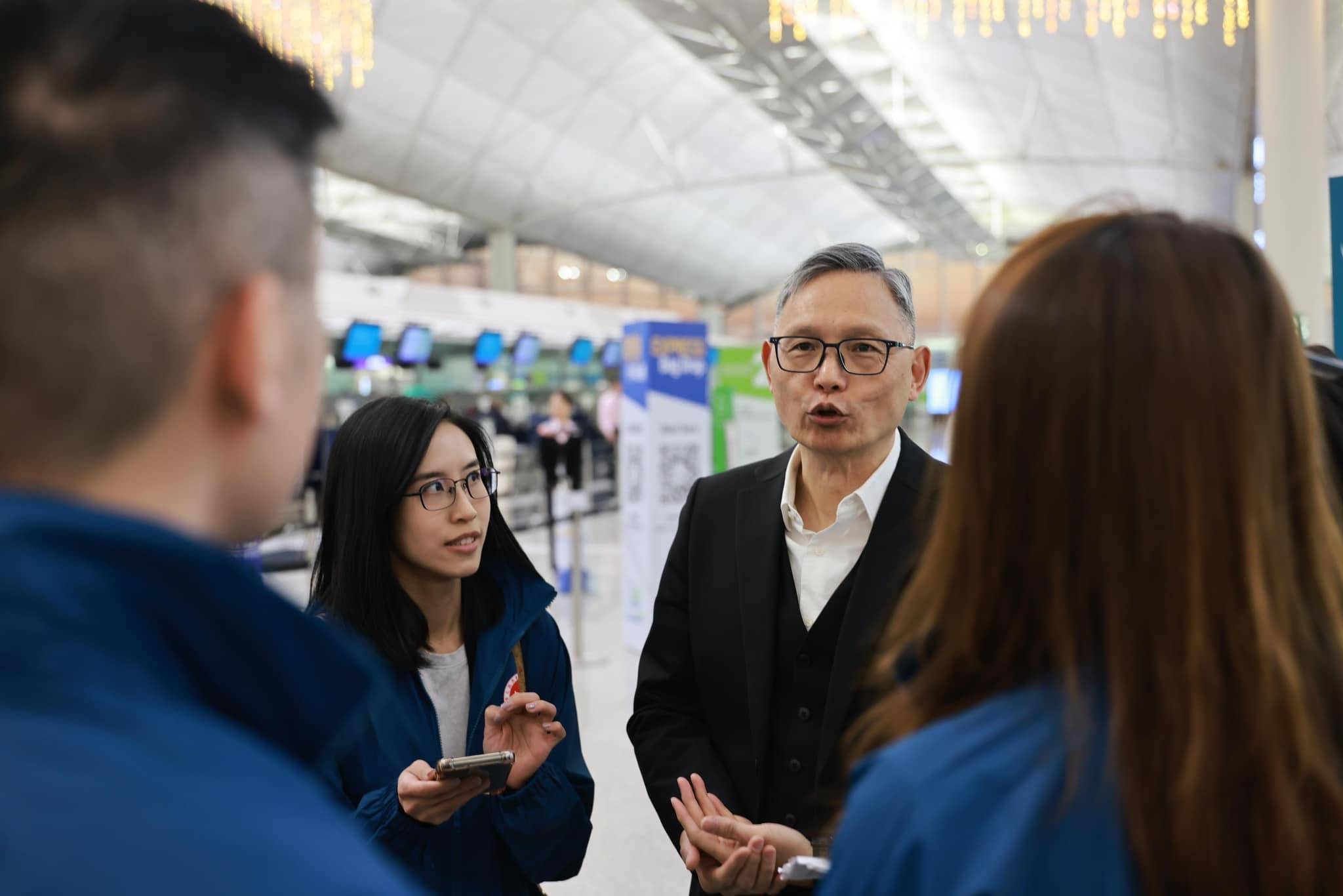 仍有12名港人被困缅甸<strong></p>
<p>交易服务平台</strong>，香港派专责小组前往泰国跟进