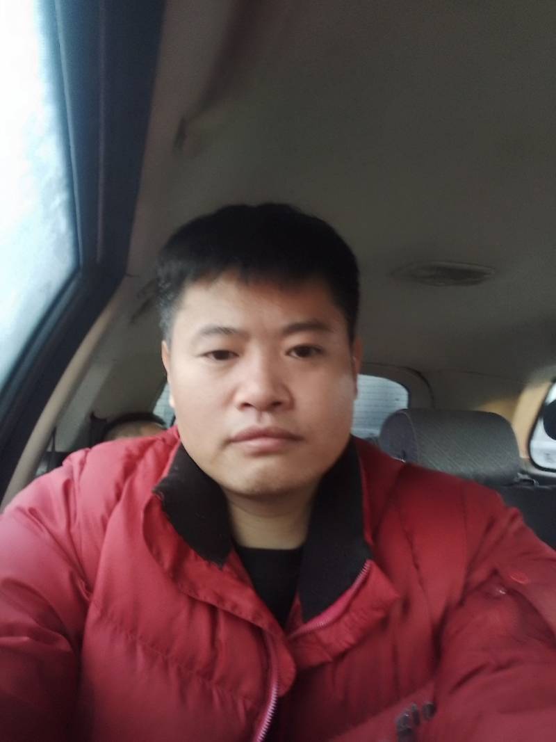 “错认假父16年”当事人称已寻亲成功<strong></p>
<p>在线交流平台</strong>！将赴安徽与生母相见