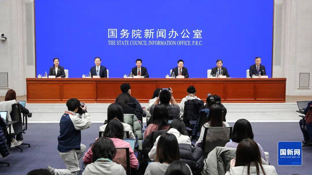 重大利好<strong></p>
<p>波菜币交易平台</strong>！A股集体高开！