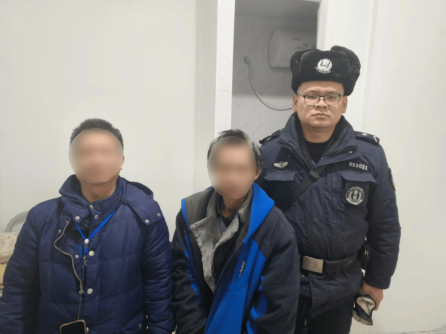 男子失联17年流落乌鲁木齐打工生病<strong></p>
<p>电力交易中心平台</strong>，警方相助帮他找到亲人！弟弟：我们一直在找他