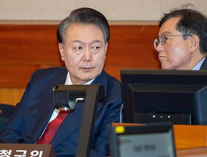 韩国警方：涉嫌妨碍特殊公务执行<strong></p>
<p>币市交易平台</strong>，对尹锡悦立案调查