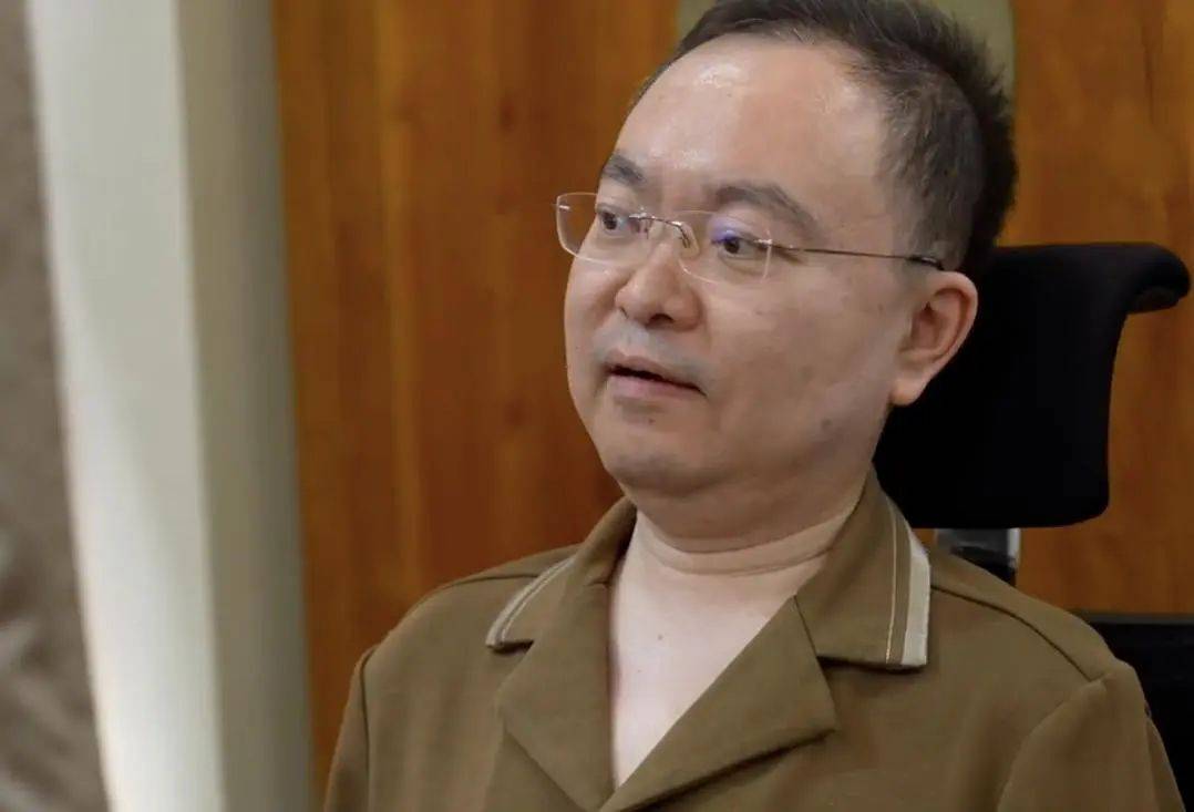 26岁渐冻症女孩去世<strong></p>
<p>买卖交易平台有哪些</strong>，生前曾向蔡磊求助，确诊仅1年
