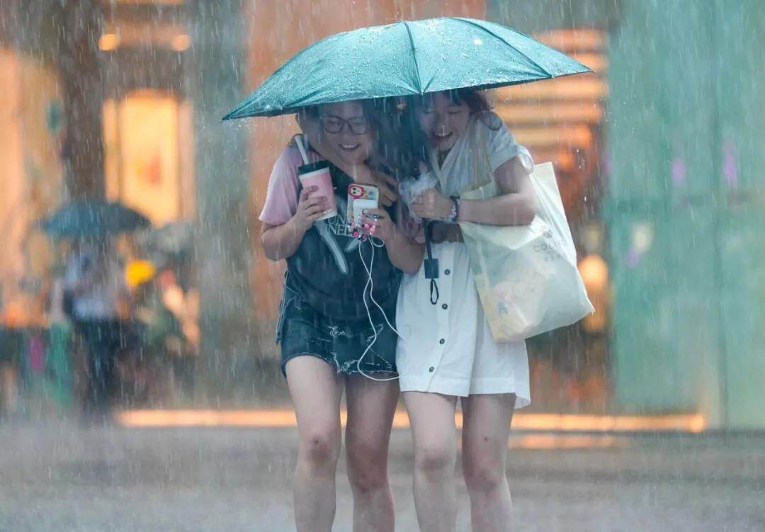 冰雹+强雷雨<strong></p>
<p>bjex交易平台</strong>！广州两区刚刚发布预警！上班要注意→