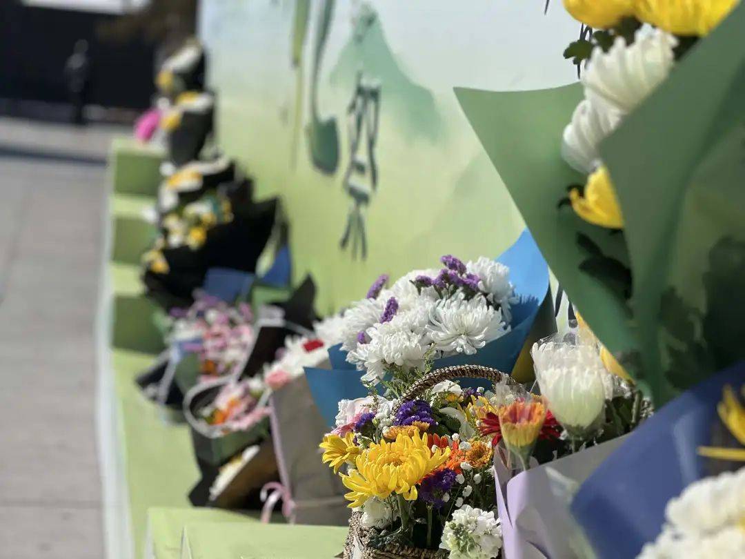 哈尔滨这里涌入3万多人<strong></p>
<p>北京产权交易中心平台</strong>！突然发现：太戳心了......