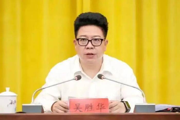 省委常委任上落马<strong></p>
<p>猎币网</strong>，此前多名老下属被查