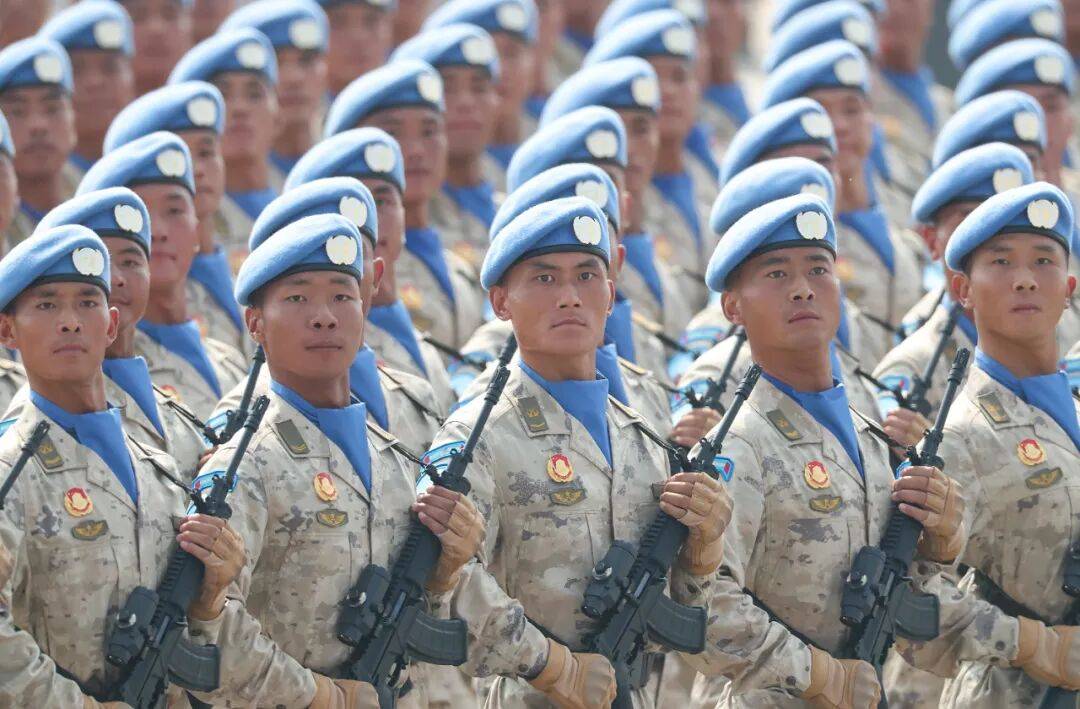 新华社出图<strong></p>
<p>星星币</strong>！