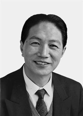 辽宁省人大常委会原副主任毕锡桢逝世<strong></p>
<p>上币费用</strong>，曾任大连市委书记