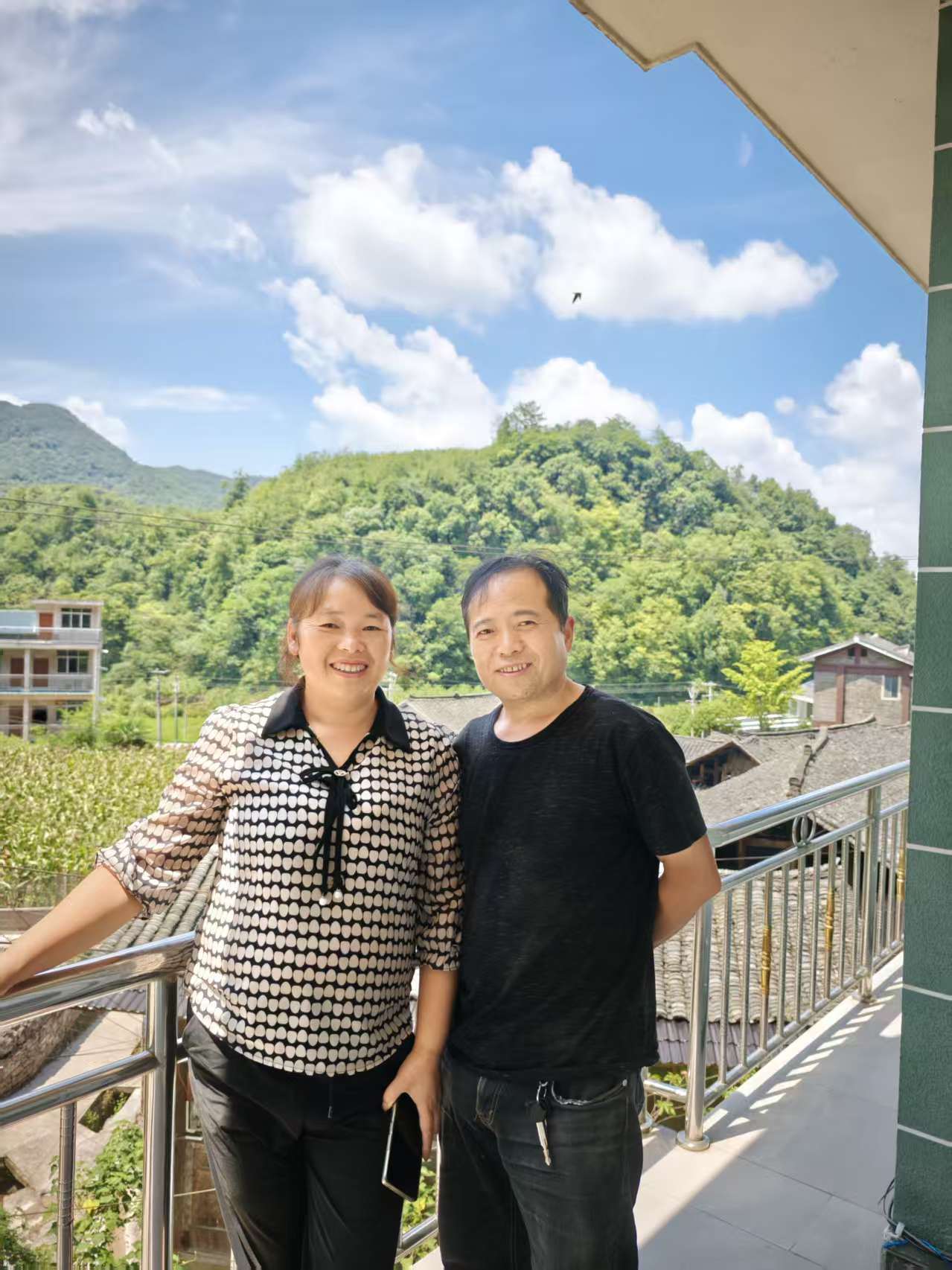 那个让老师骄傲的“调皮”班级！30年同学聚会<strong></p>
<p>ect币</strong>，还伴有一封来自贵州的感谢信