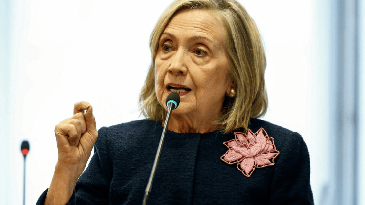 罕见<strong></p>
<p>币舫</strong>！昔日政敌希拉里高度赞扬特朗普：我真心的
