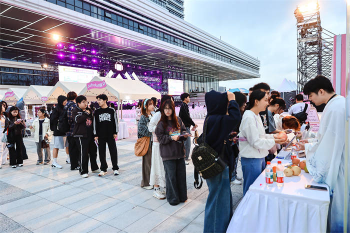 活力唱响青春经济<strong></p>
<p>和平币</strong>，第四届青春上海大学生音乐节绽放南上海科创中心