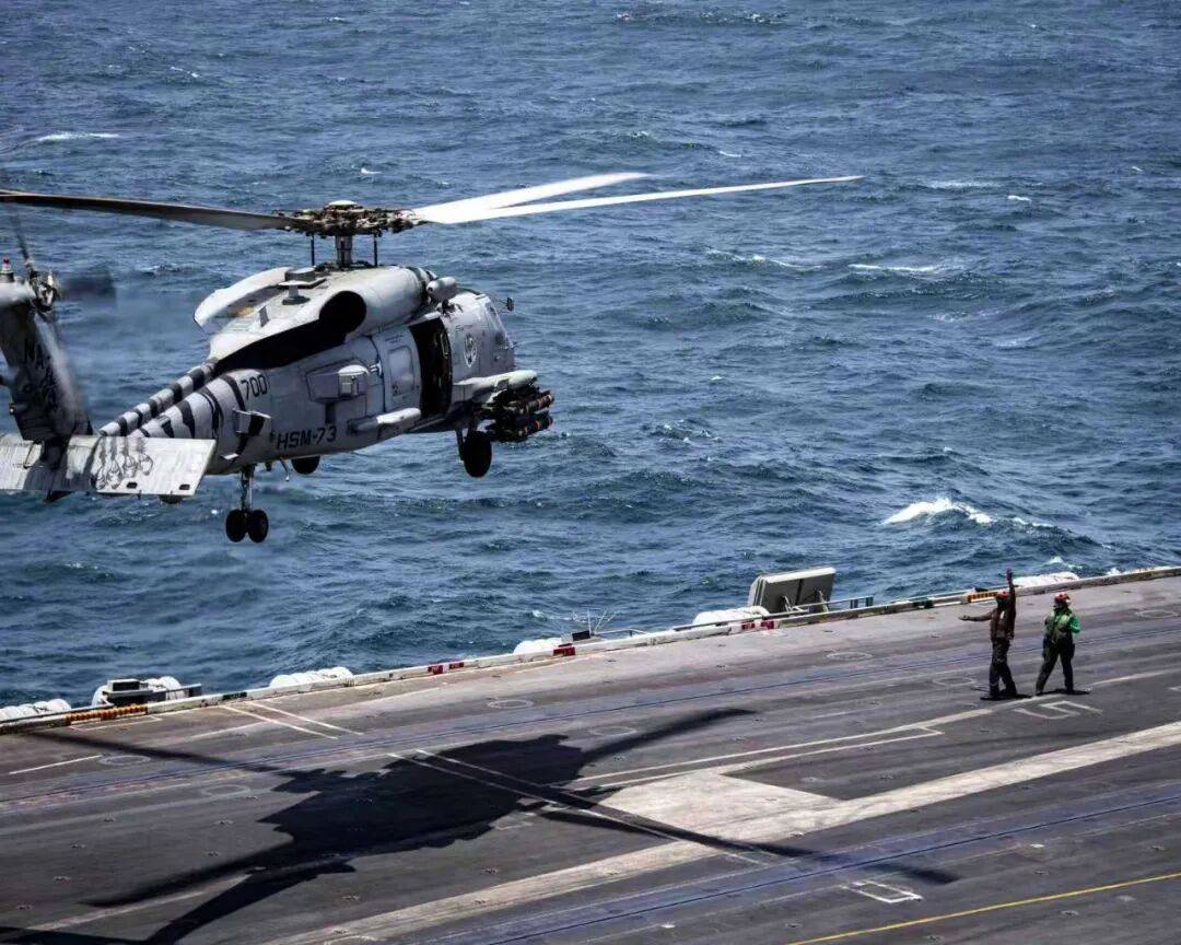 美海军在南海连摔两架飞机<strong></p>
<p>币对</strong>,因电磁攻击?中国军号发文