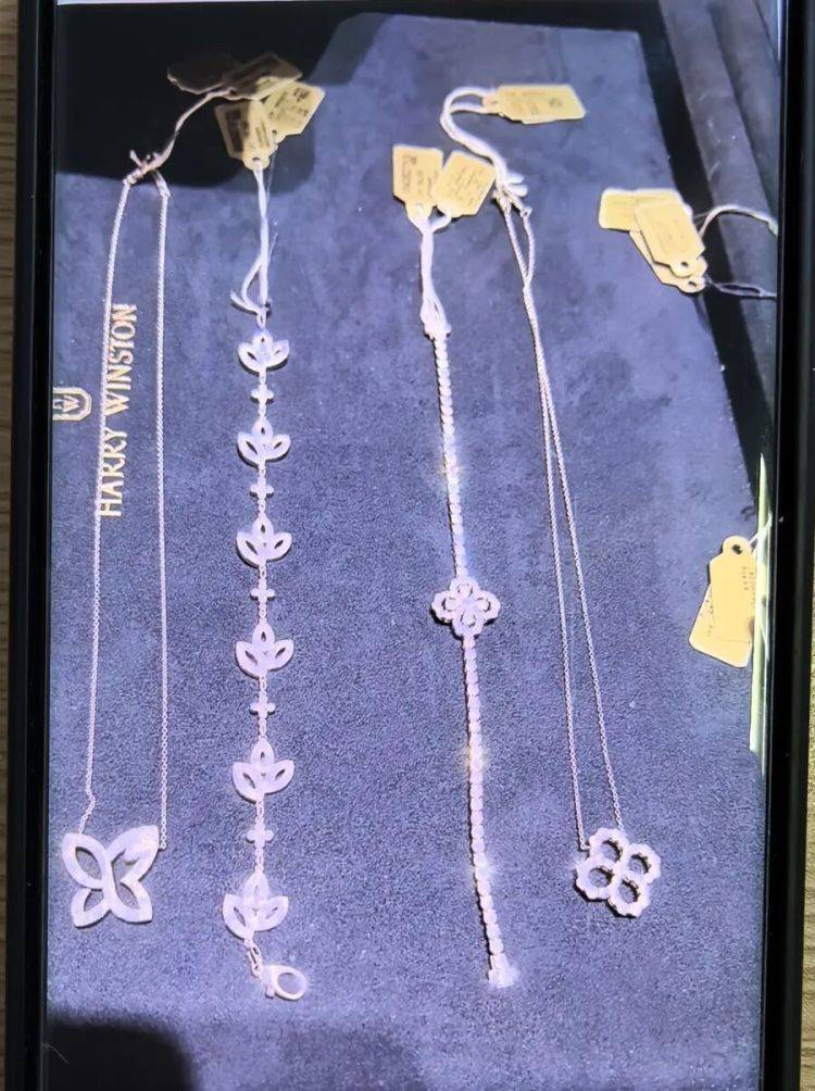 事发上海！女子崩溃“他昨晚还在我家吃饭”<strong></p>
<p>电子币</strong>，聊天记录曝光诈骗细节