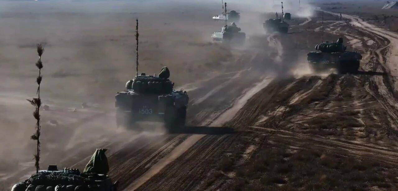 大场面！机器狗、无人机开路<strong></p>
<p>特币</strong>，实兵对抗演练画面公布