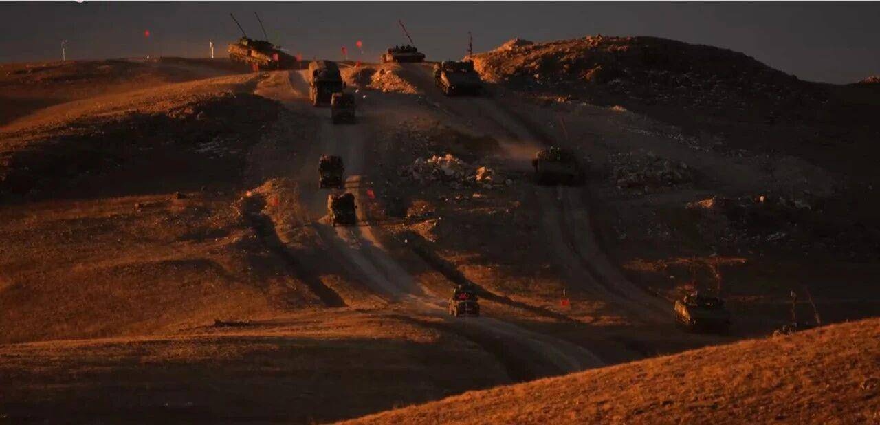 大场面！机器狗、无人机开路<strong></p>
<p>特币</strong>，实兵对抗演练画面公布