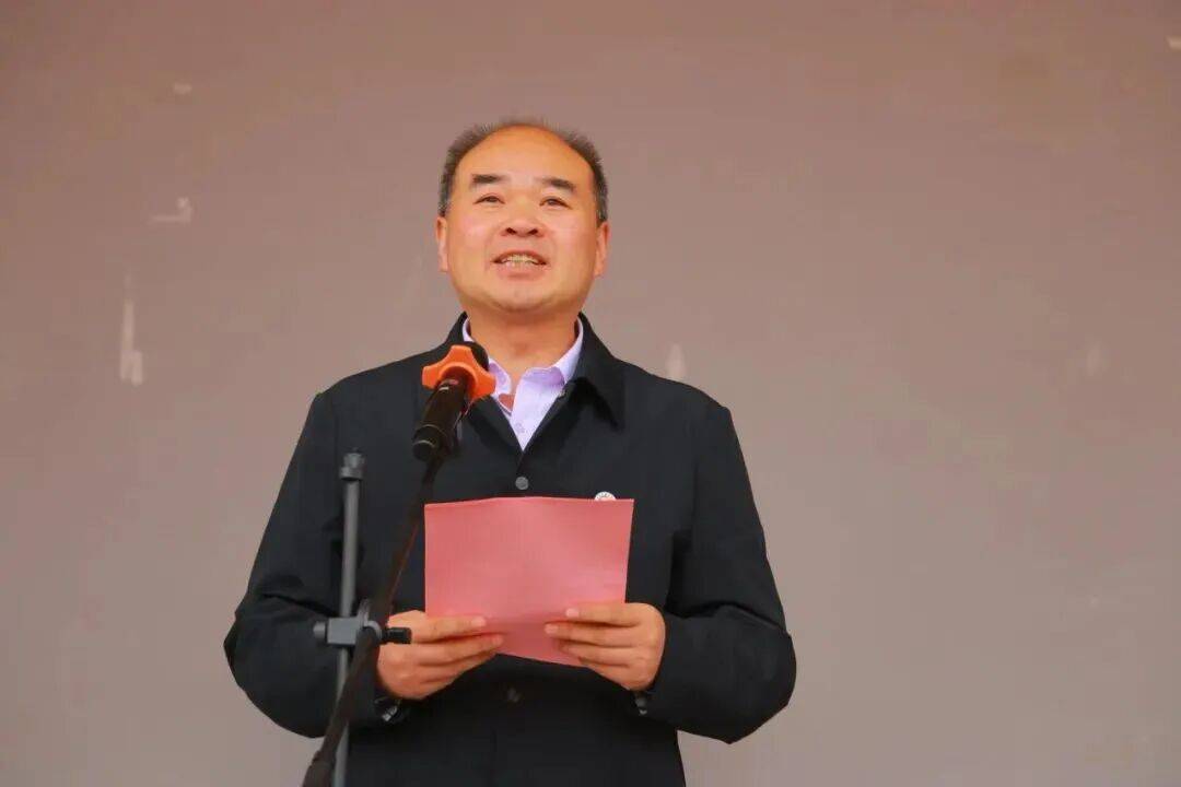 苟如虎<strong></p>
<p>客币</strong>,从甘肃履新上海