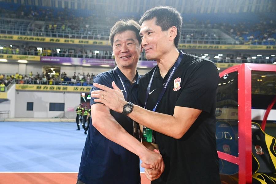 全球选聘四个月<strong></p>
<p>客币</strong>,招来只有一年执教经历的本土教练,国足新帅竟是邵佳一