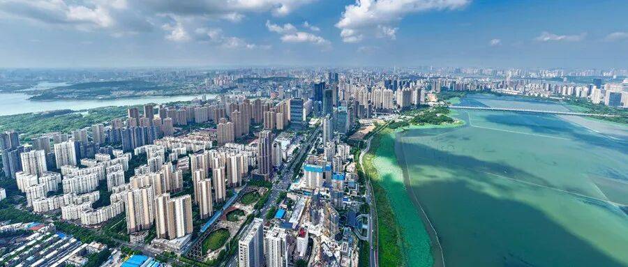 消费十强城市洗牌<strong></p>
<p>淘币网</strong>,中西部的逆袭?