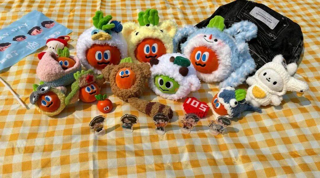 “50块帆布包配3000块包挂”<strong></p>
<p>银联币虚拟币</strong>，时髦年轻人背半个身家出门