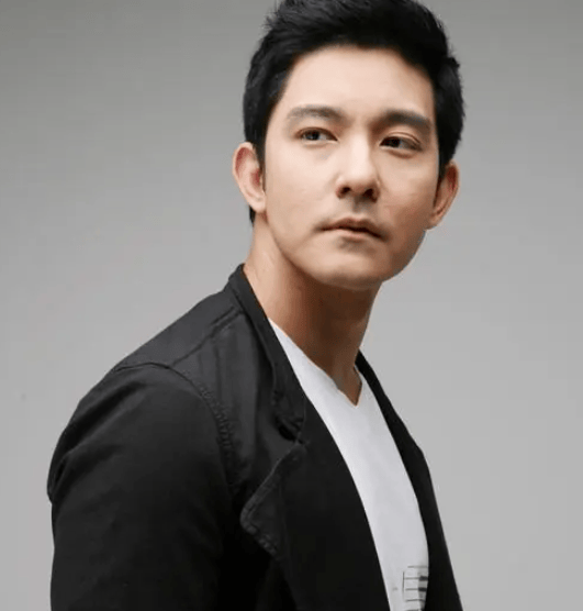 《放羊的星星》主演立威廉确诊甲状腺癌<strong></p>
<p>虚拟币clc</strong>,已进行两次手术;透露目前已99%切除肿瘤