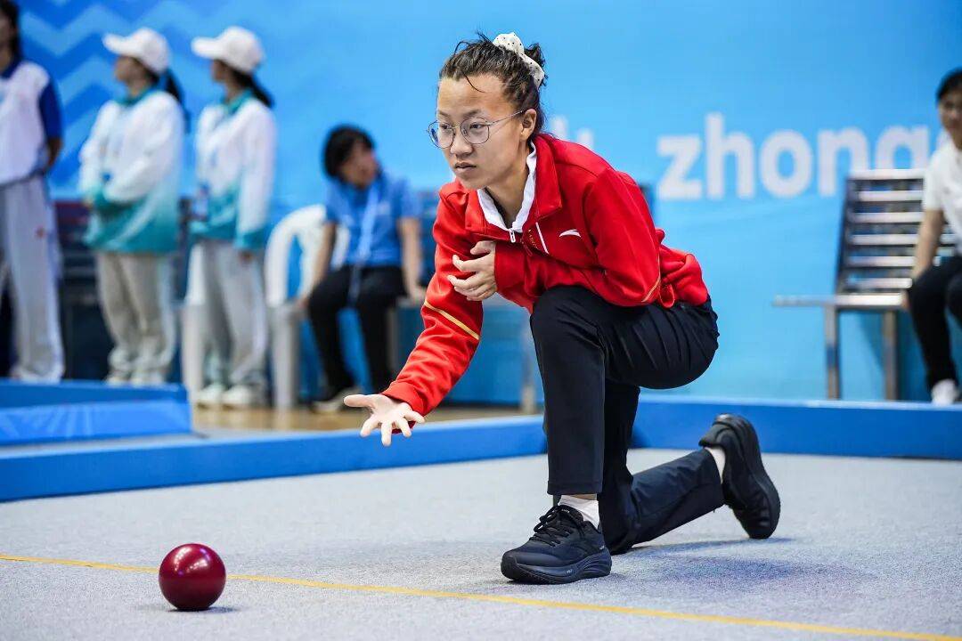 喜报:<strong></p>
<p>虚拟币BKI</strong>我市特奥滚球队在全国残运会上斩获1金1银5铜