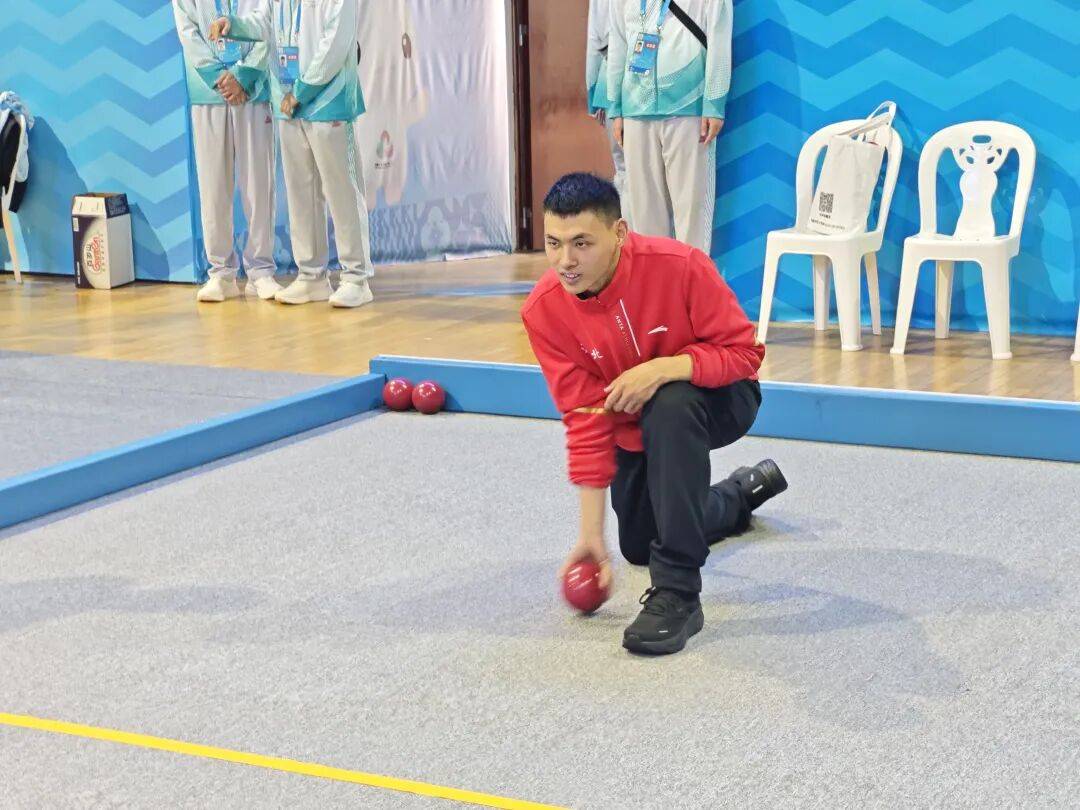 喜报:<strong></p>
<p>虚拟币BKI</strong>我市特奥滚球队在全国残运会上斩获1金1银5铜