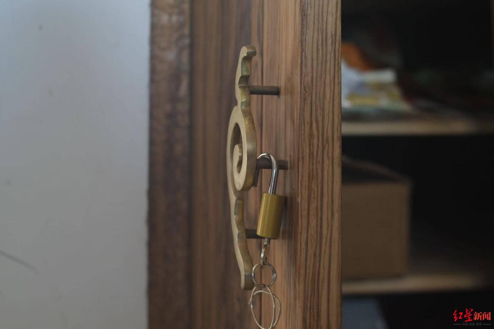 8岁自闭症男童苍山走失后身亡 深陷漩涡的父母:<strong></p>
<p>虚拟币BKI</strong>我们全家都在用爱托举这个孩子丨2025未完待续