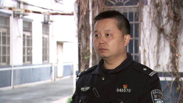 砰!浙江女子刚坐进车里<strong></p>
<p>虚拟币比赛</strong>,一把菜刀砸在眼前,随后剪刀又飞来